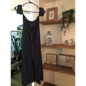 Nasty Gal so snappy off the shoulder midi dress